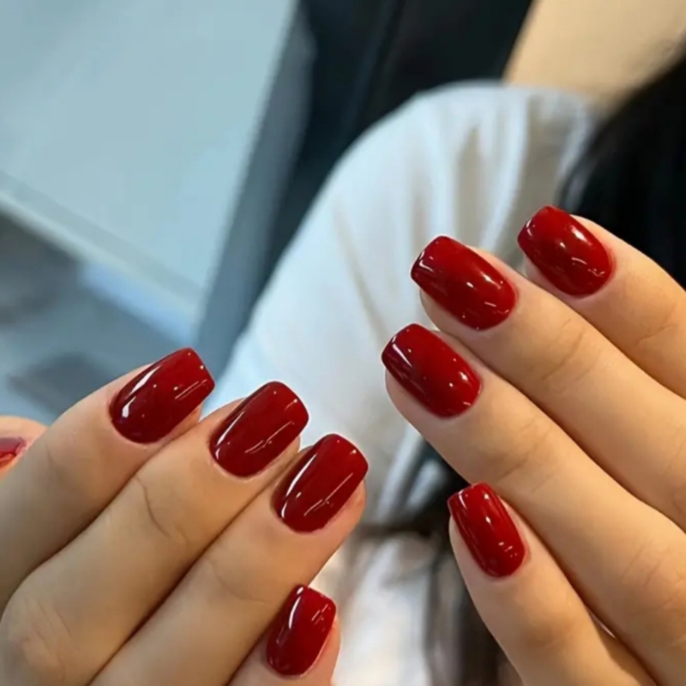 4/$30 Press on nails